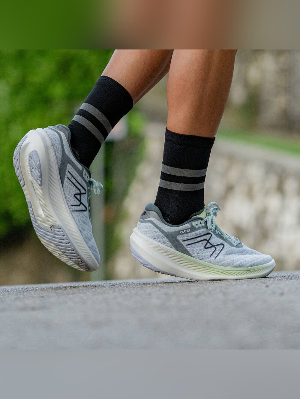 Women's Karhu Fusion 4.0 - Skywriting White Jade, Size 10.5 Hivo